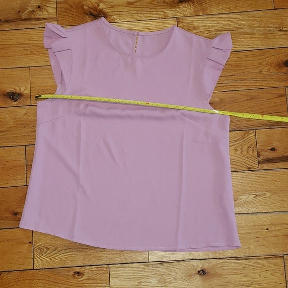 Skirt, top and vegan leather jacket combo - Picture 10 of 16